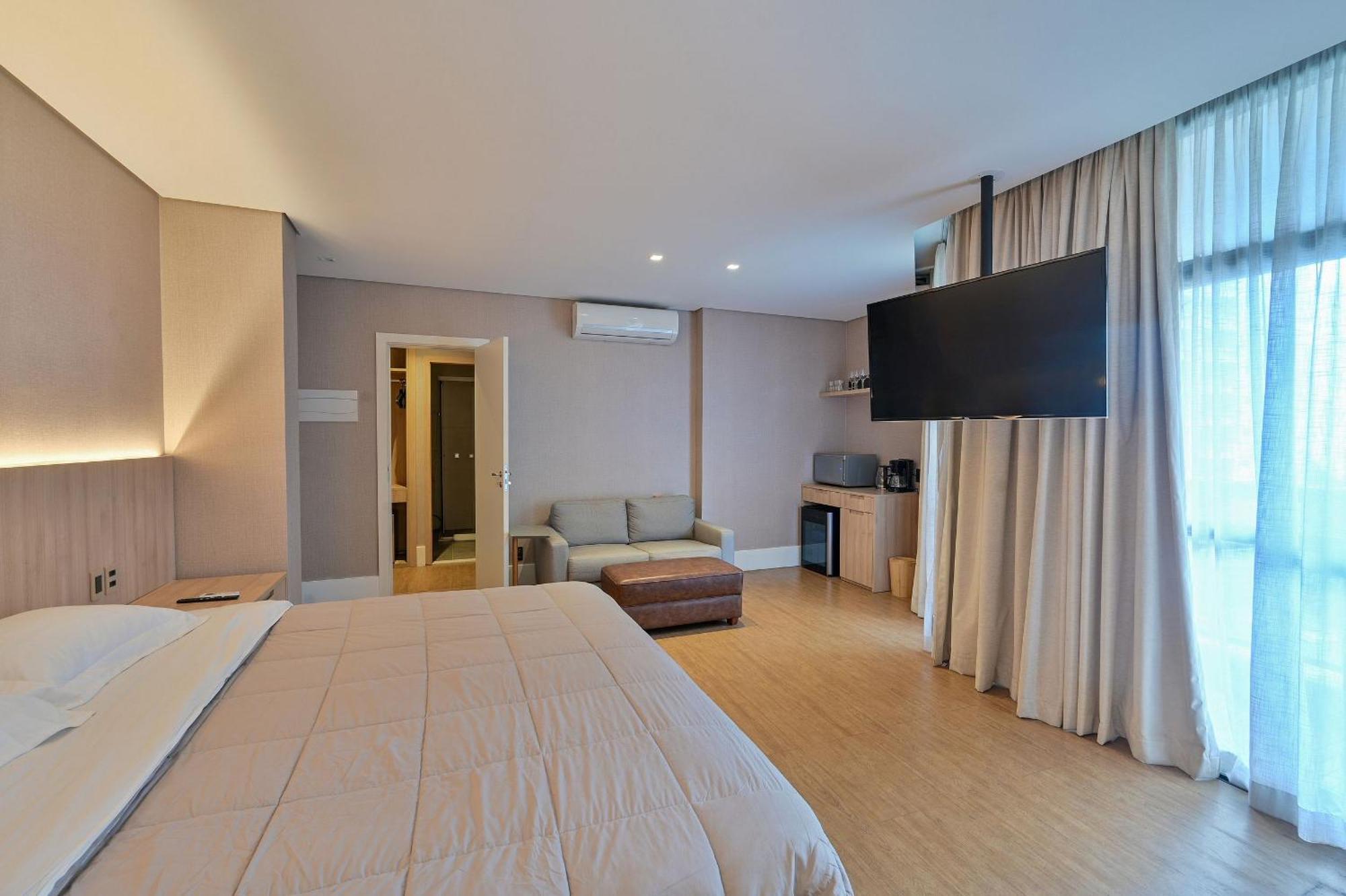 Flat Com Duas Dentro Do Address Faria Lima Sao Paulo